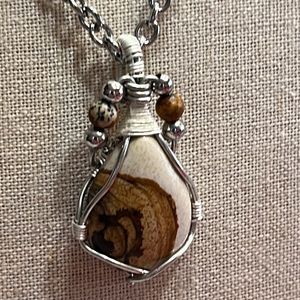 Tiger Eye Stone Pendant and Silver Toned 22” Chain